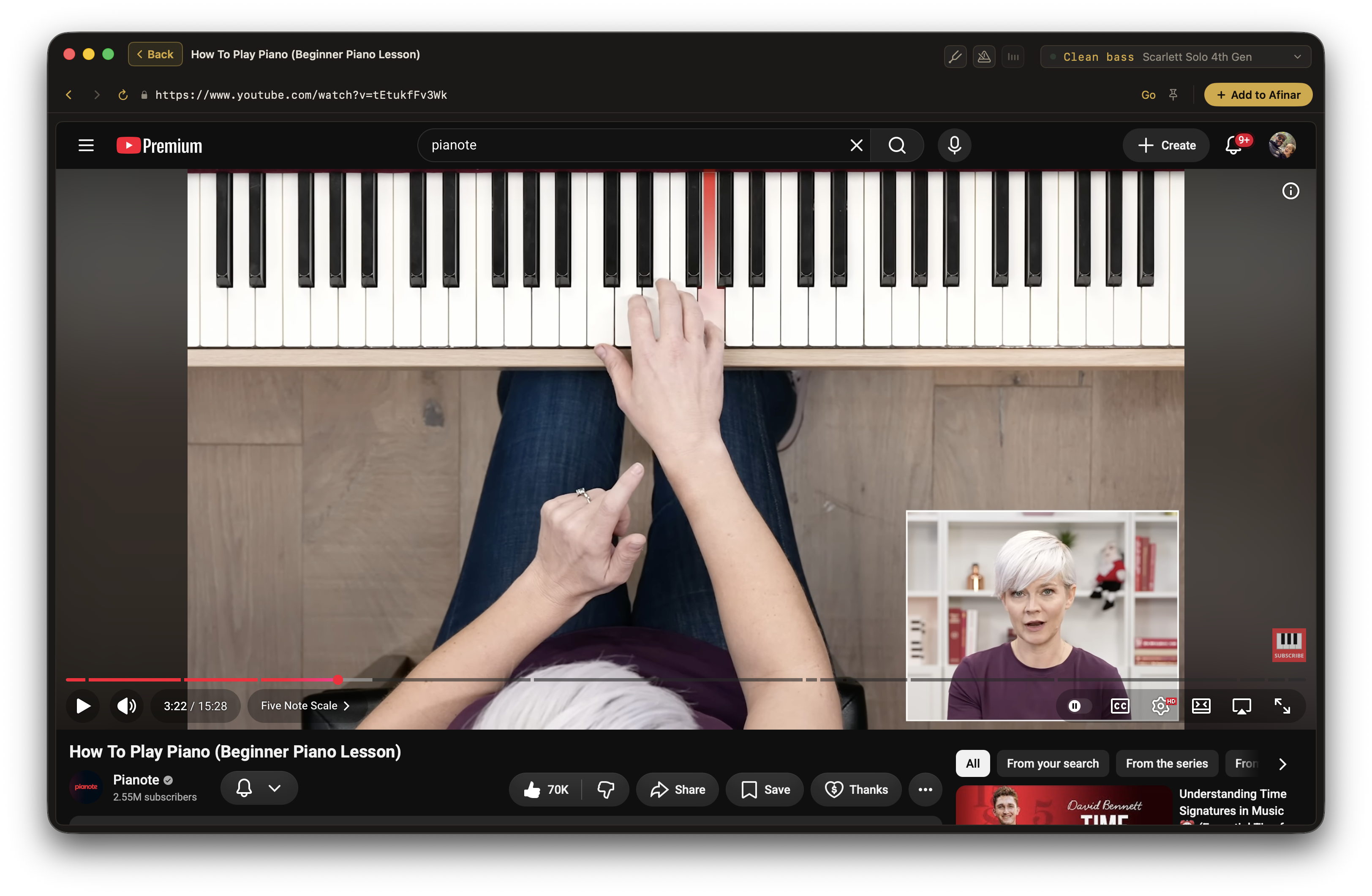 A YouTube piano lesson open inside Afinar.